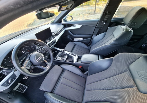 Audi A4 cena 97900 przebieg: 163000, rok produkcji 2020 z Sanok małe 497